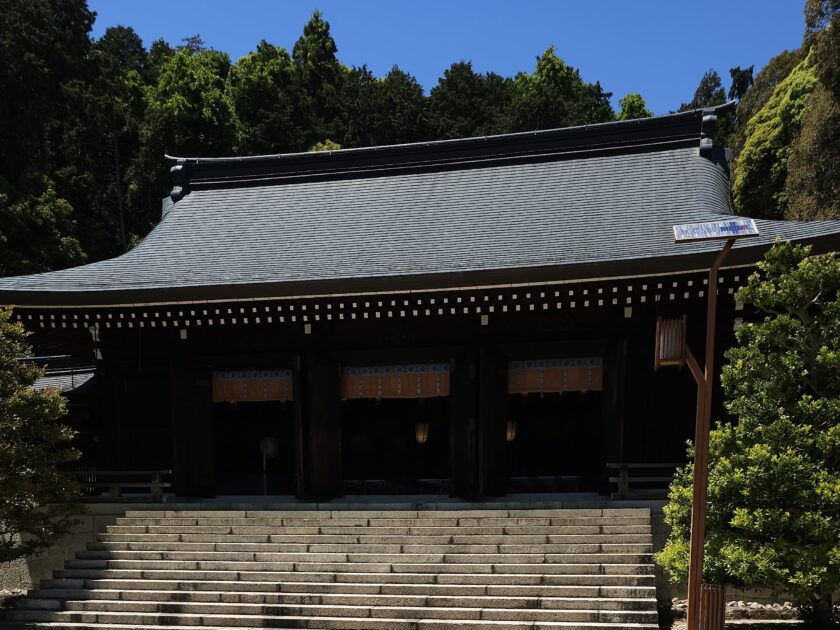 近江神宮への旅。和時計と年表から読み解く渡来人の謎
